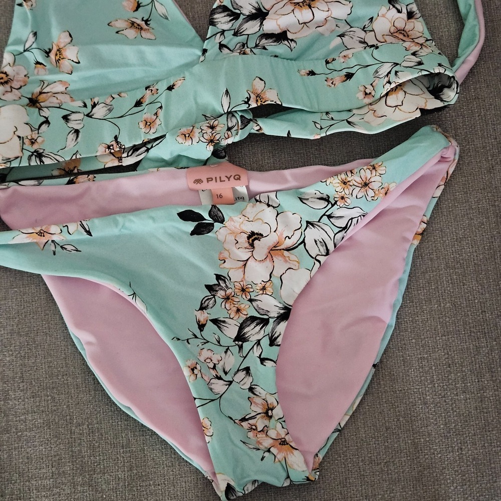NWOT PilyQ Swim Reversible Teal & Pink Floral Bikini Set Youth size 16 - Picture 4 of 6